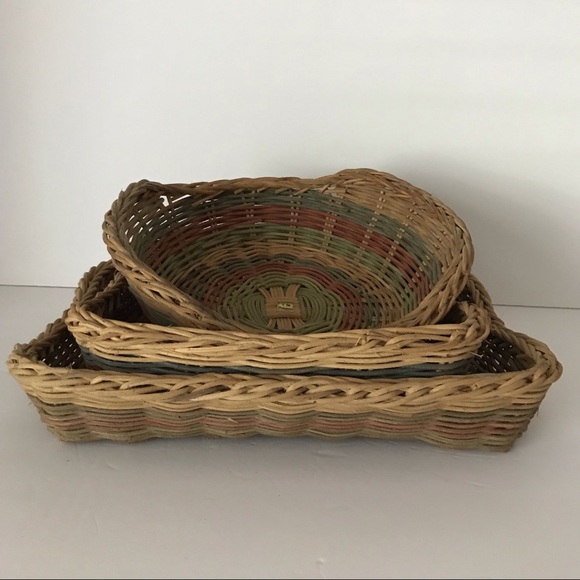 Three Vintage Philippine natural wicker baskets - Picture 3 of 6